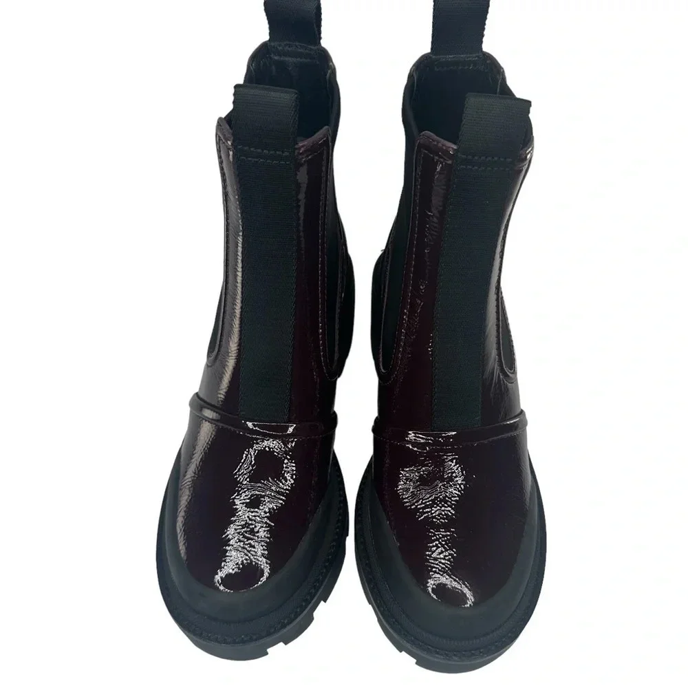 Tory Burch Women's Chelsea Lug Sole Ankle Boots. Sz: 6.5